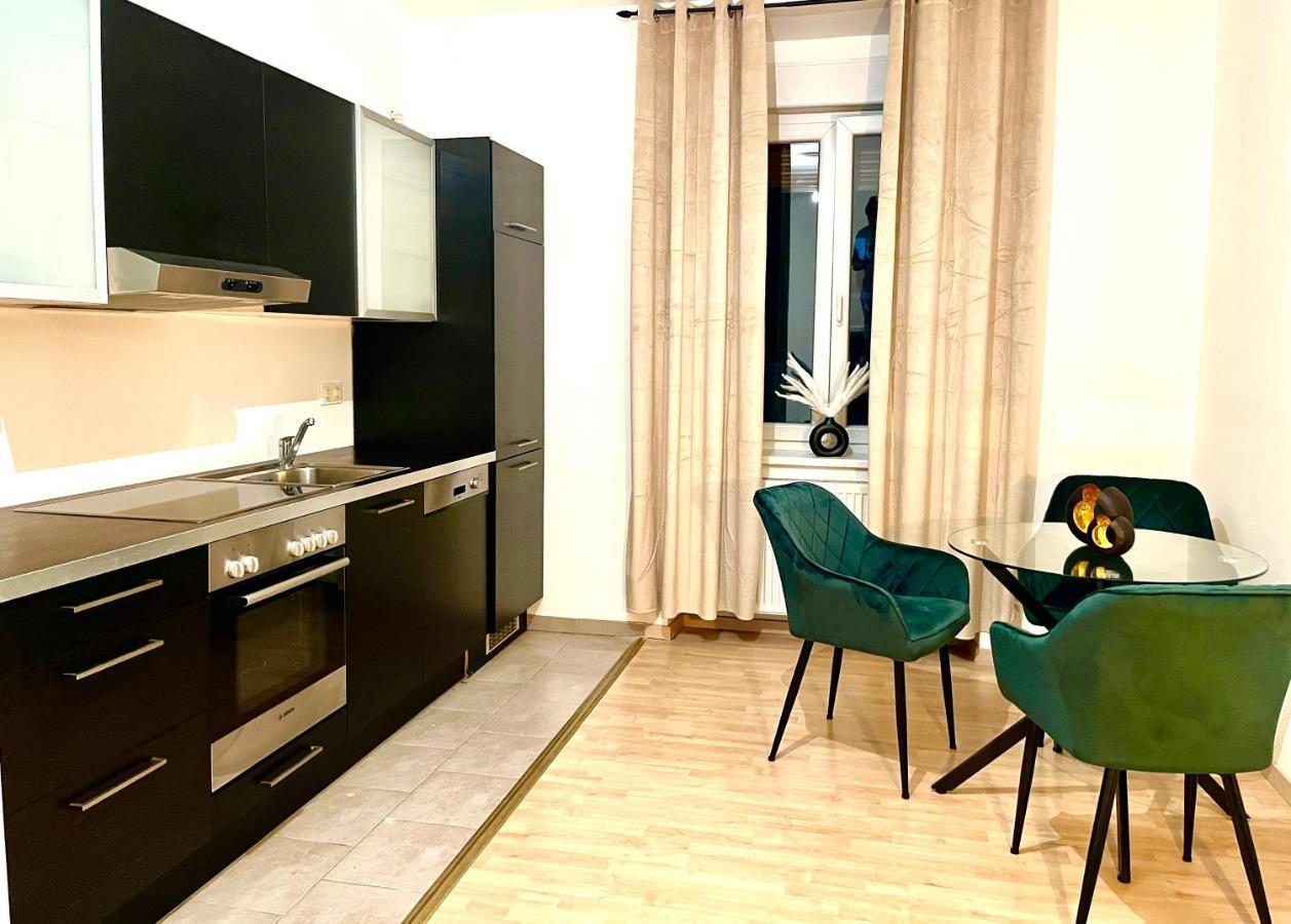 Comfy & Warm City Apartment - Self Check-In غراتس المظهر الخارجي الصورة